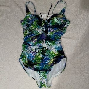 Tropical print Torrid Swimsuit, Size 3x